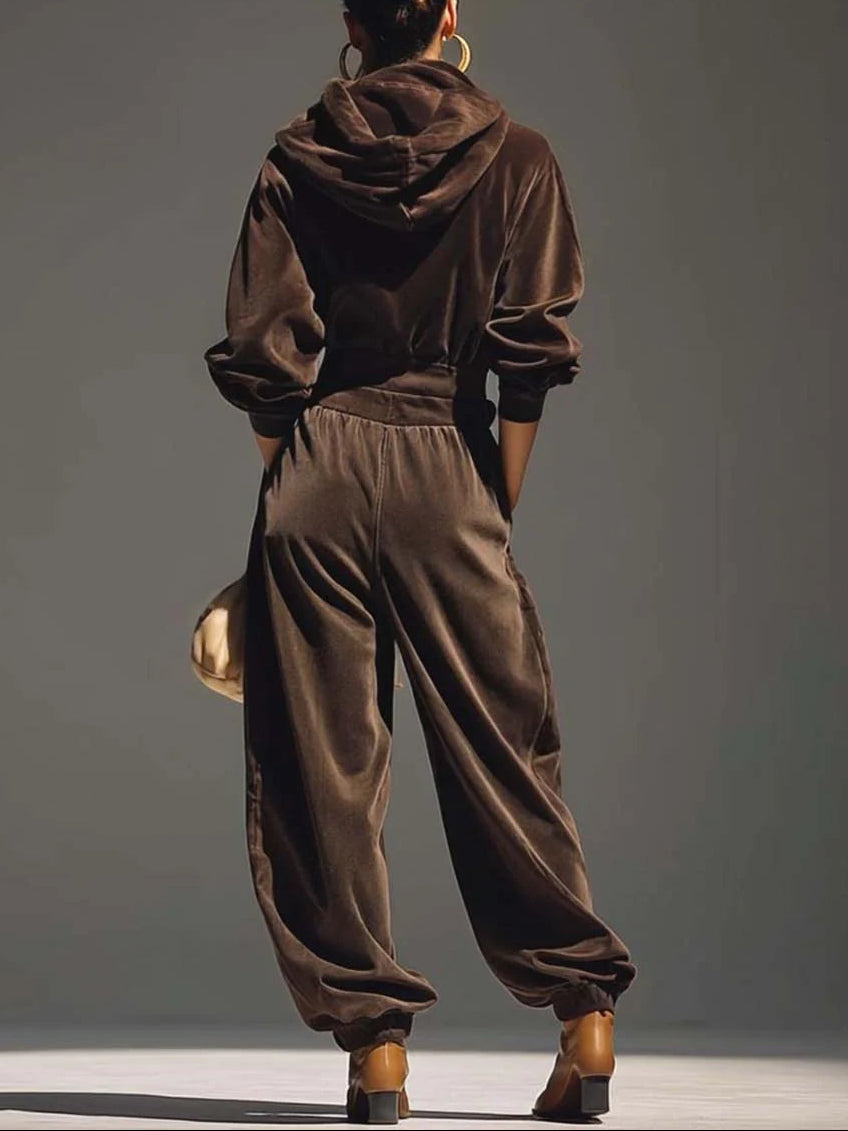 CONJUNTO TERCIOPELO CAPUCHA Y PANTALÓN HOLGADO