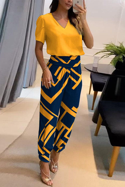 CONJUNTO CASUAL DOS PIEZAS CUELLO V