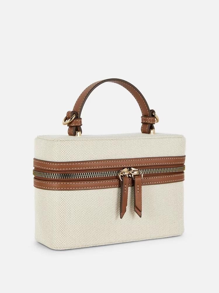 YARA | Bandolera con diseño atemporal