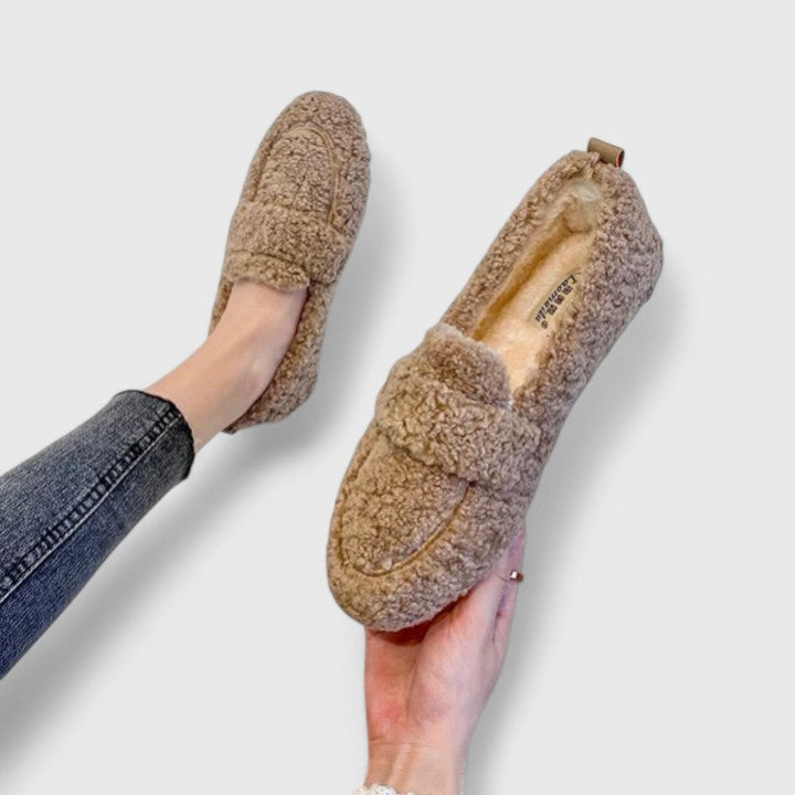 Solenne | Zapatillas Elegantes y Acogedoras
