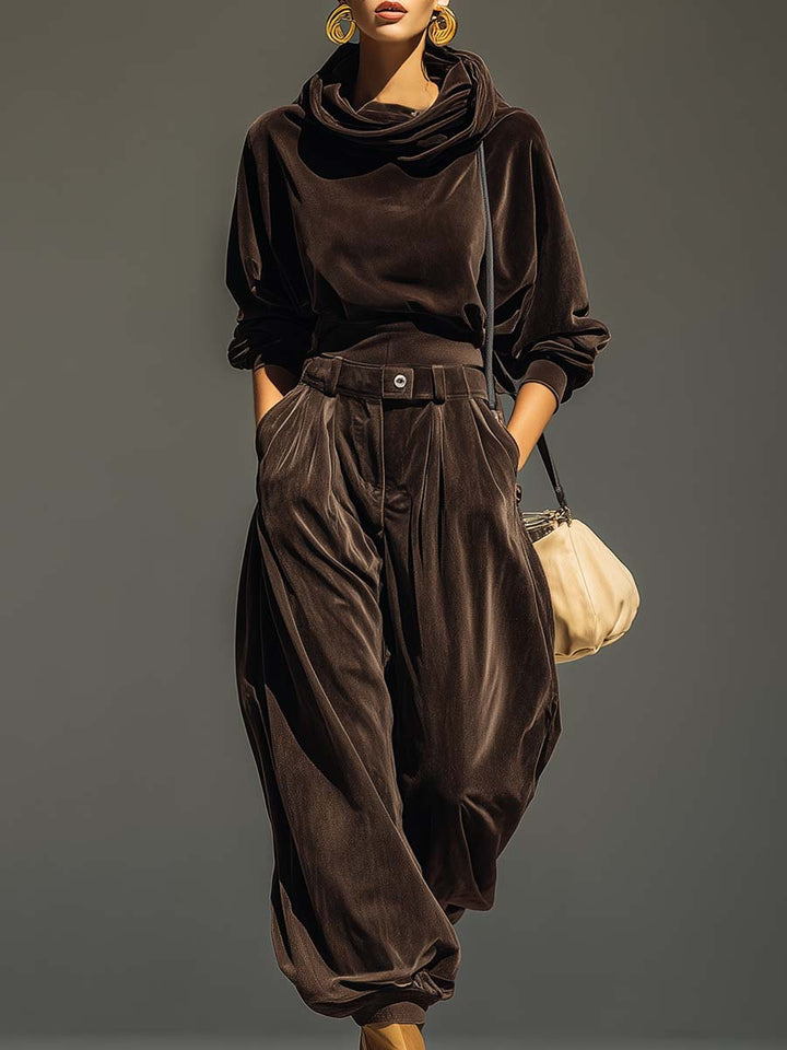 CONJUNTO TERCIOPELO CAPUCHA Y PANTALÓN HOLGADO