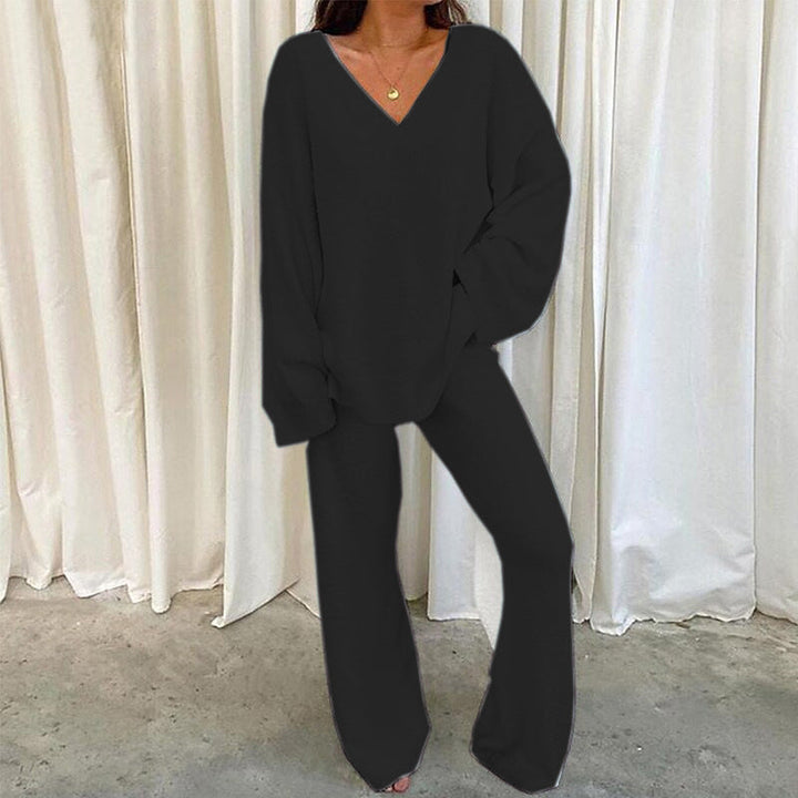 CONJUNTO DOS PIEZAS CUELLO V LISO