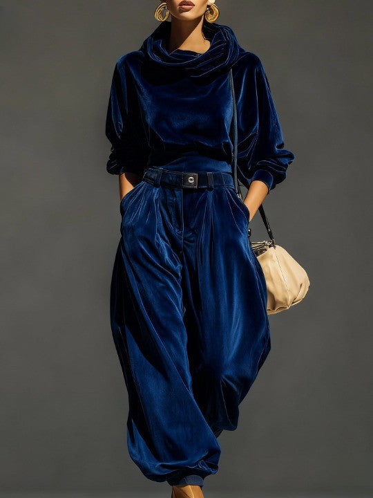 CONJUNTO TERCIOPELO CAPUCHA Y PANTALÓN HOLGADO