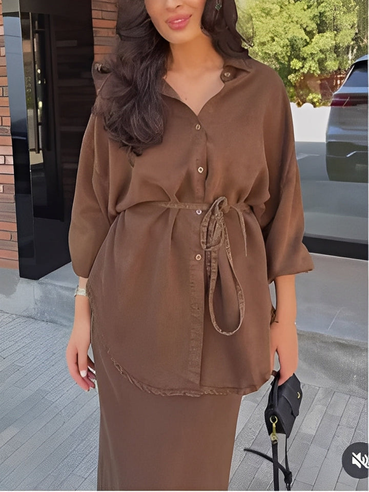 CONJUNTO CAMISA Y FALDA CON CORDÓN